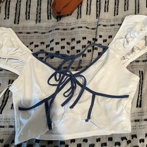 Cute top